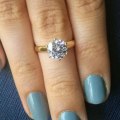 What type of diamonds are used in jewelry?